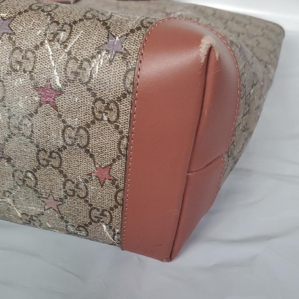 Gucci Beige GG Star Tote - Picture 13 of 17